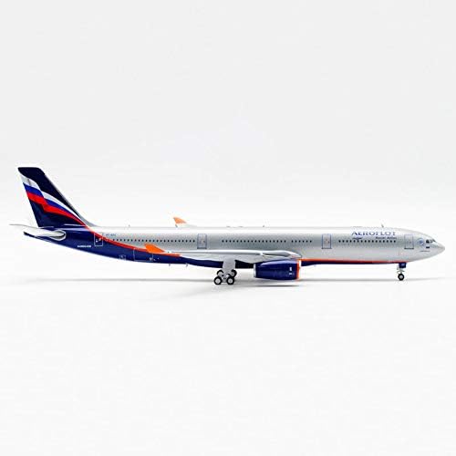 Самолет Airbus A330-300 руските авиокомпании VP-BDE 1/200, направен под натиск, Модел самолет
